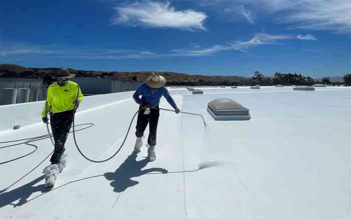 Industrial Roof Coatings: Reinforce Surfaces, Resist Decay